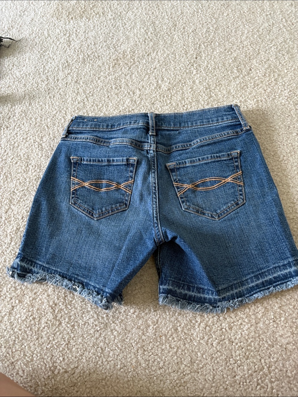 abercrombie kids frayed hem distressed denim shorts - blue wash - Picture 2 of 3